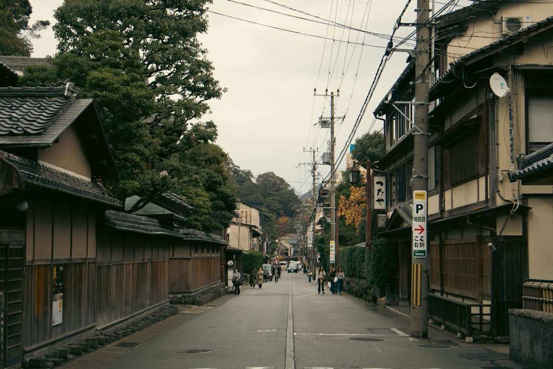 旅館のスタッフシフト管理システム比較|人手不足を解消する最新ツール選び方ガイド
